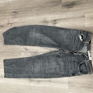 Levi’s jeans. Loose fit 34 x 34